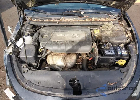 2015 Dodge Dart Sxt z USA, uszkodzony, nr VIN 1C3CDFBB4FD221481